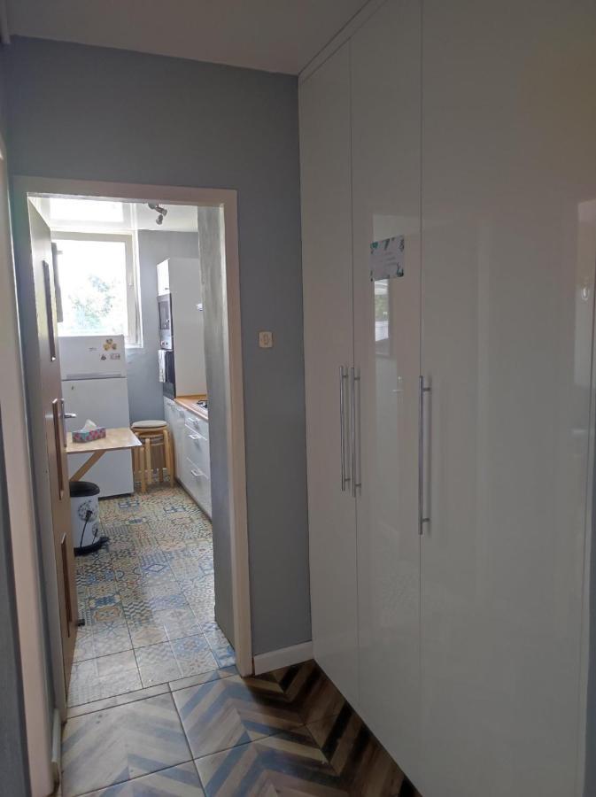 Single Room No.3 In The Very Center Of Varsóvia Exterior foto